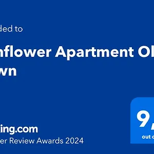 Sunflower Old Town Apartment