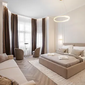 https://apt-a20-boutique-best-location-by-bqa.inbudapesthotels.com